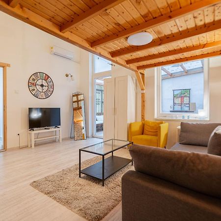 דירות בודפשט Cosy Flat With Balcony מראה חיצוני תמונה