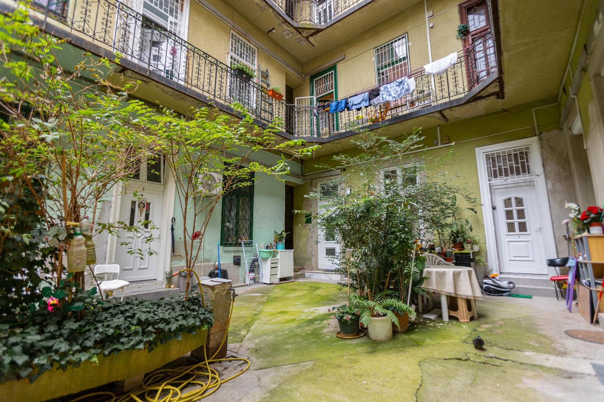 דירות בודפשט Cosy Flat With Balcony מראה חיצוני תמונה