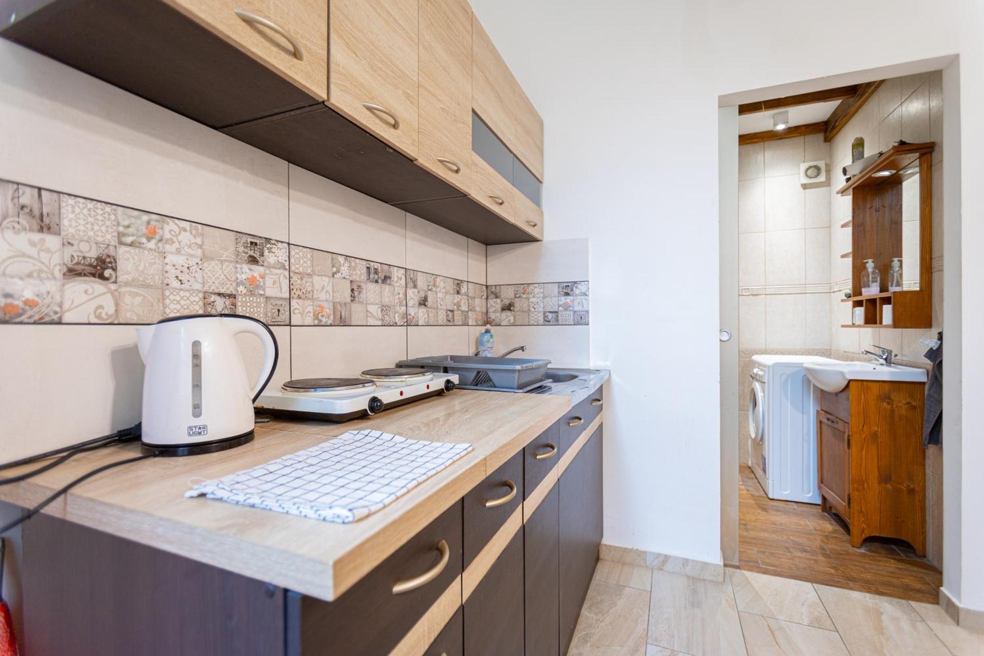 דירות בודפשט Cosy Flat With Balcony מראה חיצוני תמונה