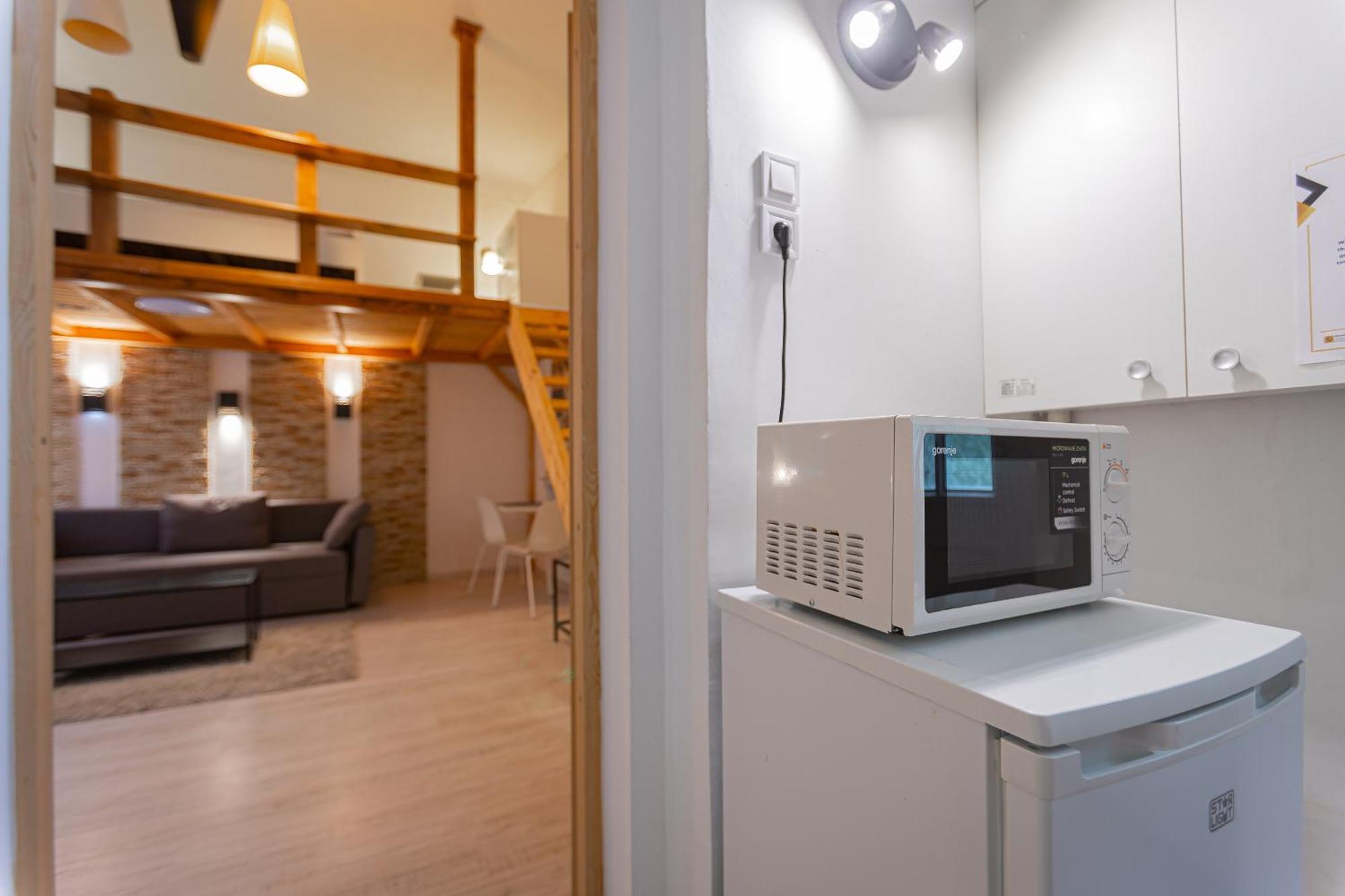 דירות בודפשט Cosy Flat With Balcony מראה חיצוני תמונה