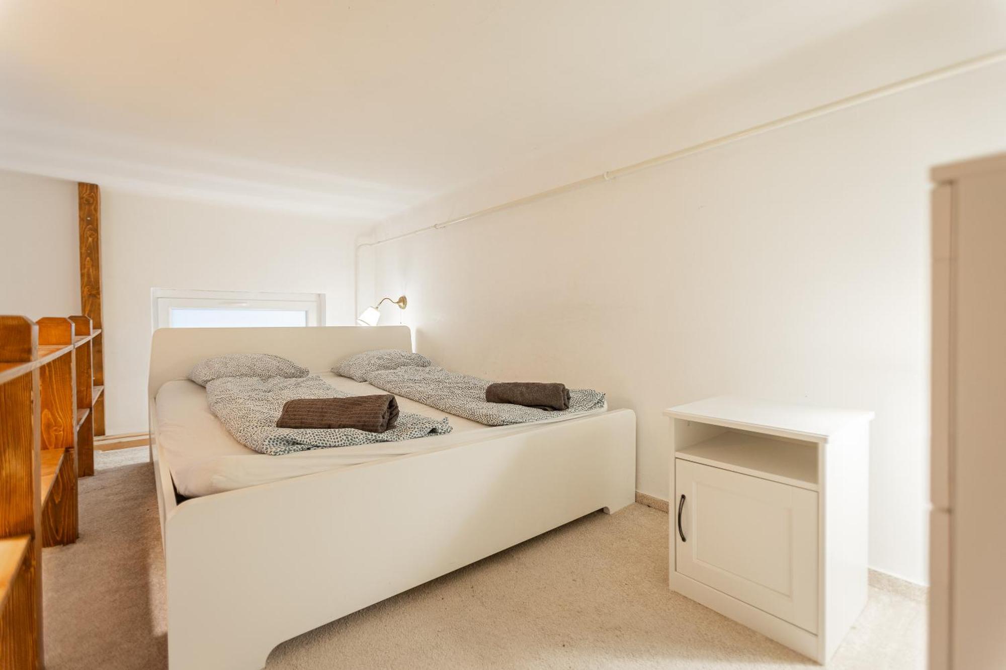 דירות בודפשט Cosy Flat With Balcony מראה חיצוני תמונה